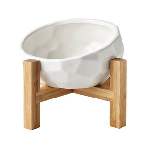 Elevate Mealtime with the Oblique Mouth Cat Bowl!